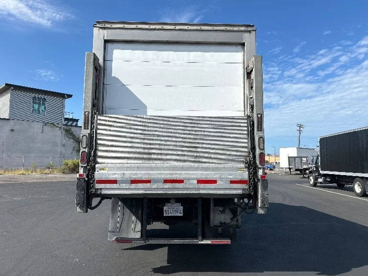 2020 Hino 338 in Torrance, CA — photo 7