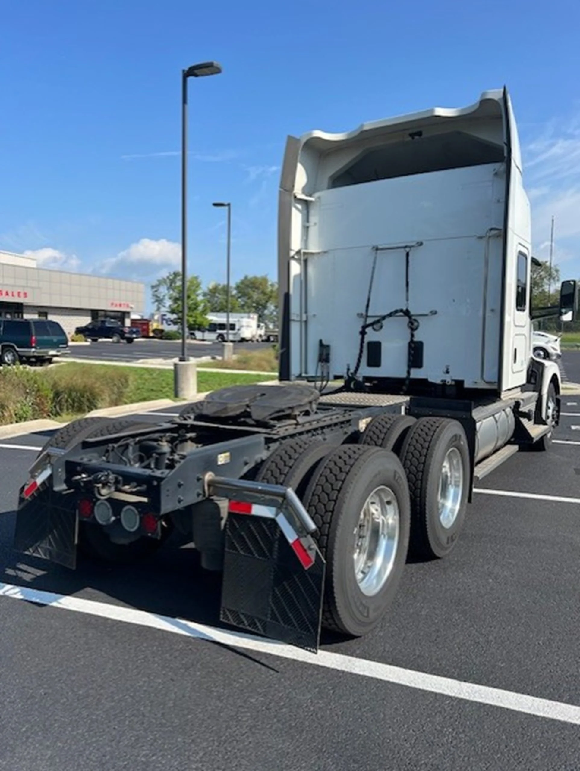 2024 Kenworth T680 in Hagerstown, MD — photo 5