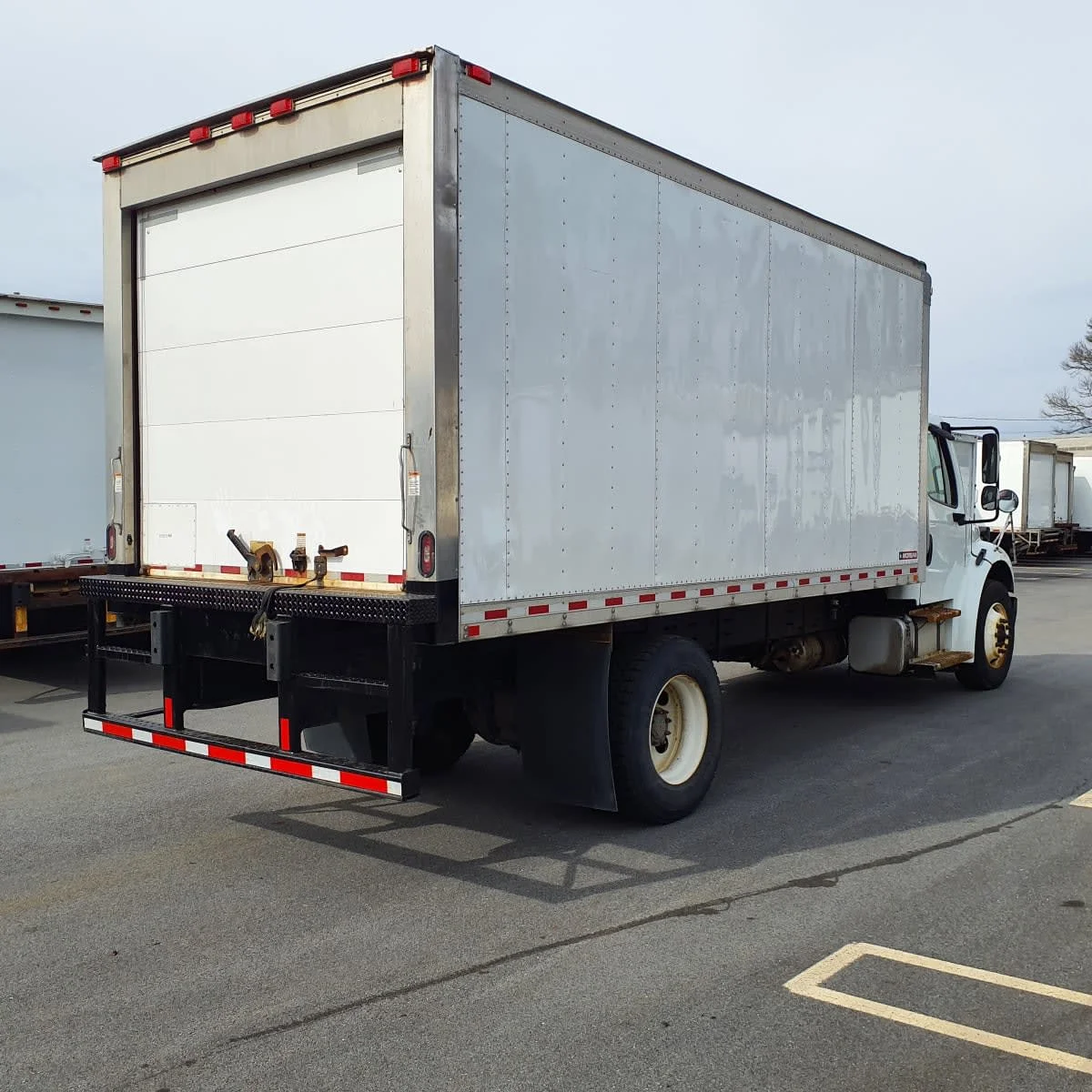 2019 Freightliner M2 106 in Norwood, MA — photo 4
