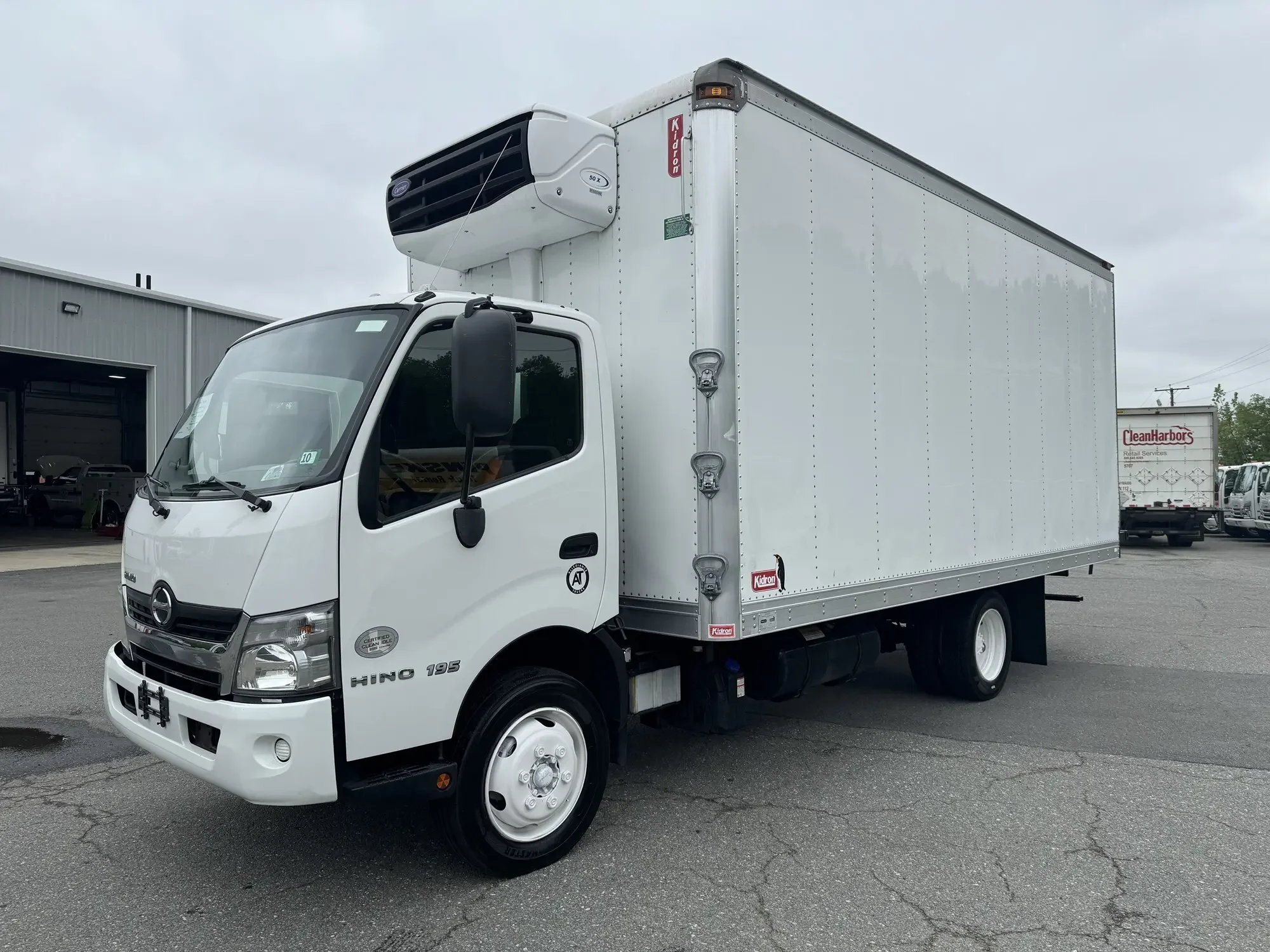 2020 Hino