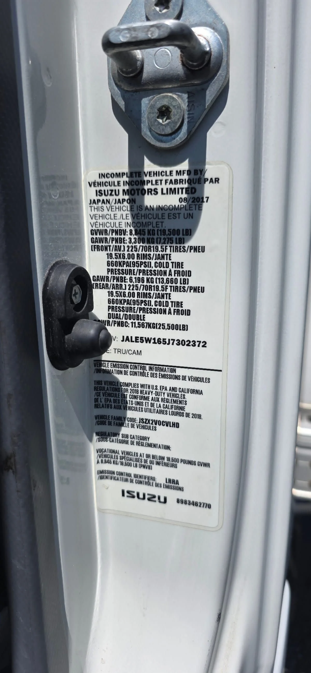 2018 Isuzu NRR in Bensalem, PA — photo 11