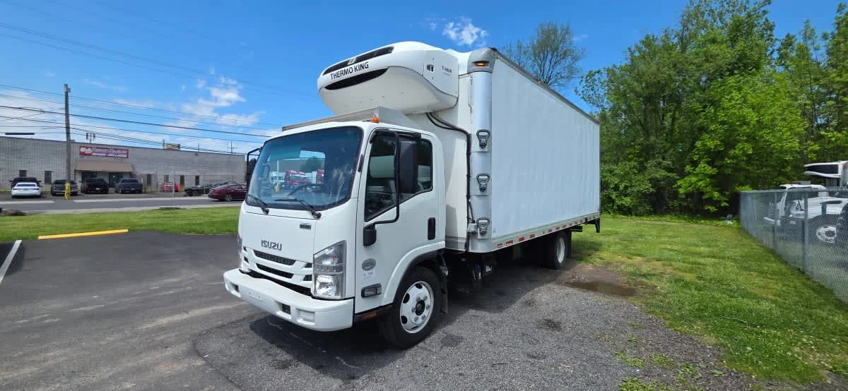 2018 Isuzu NRR