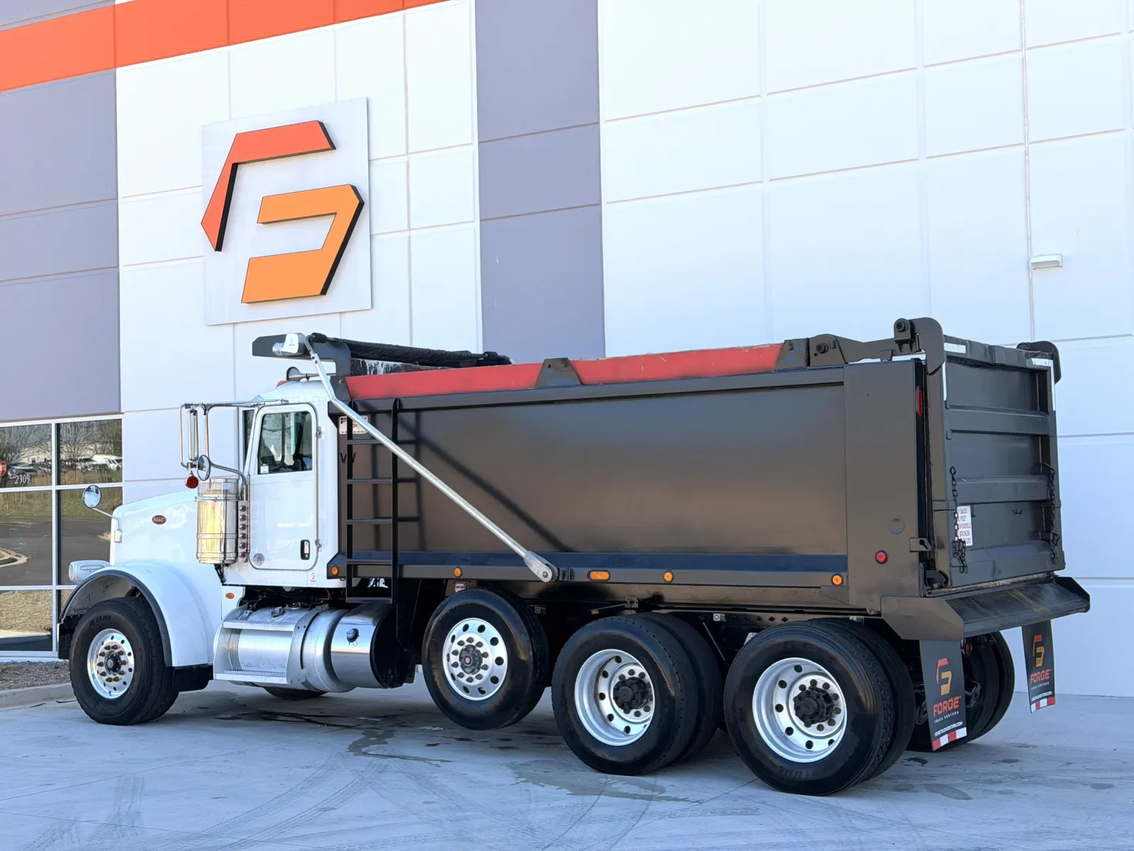2016 Peterbilt 367 in Greer, SC — photo 7