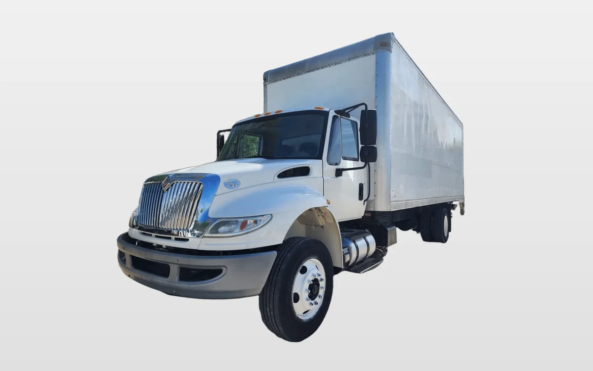 2016 International 4300 - image 1