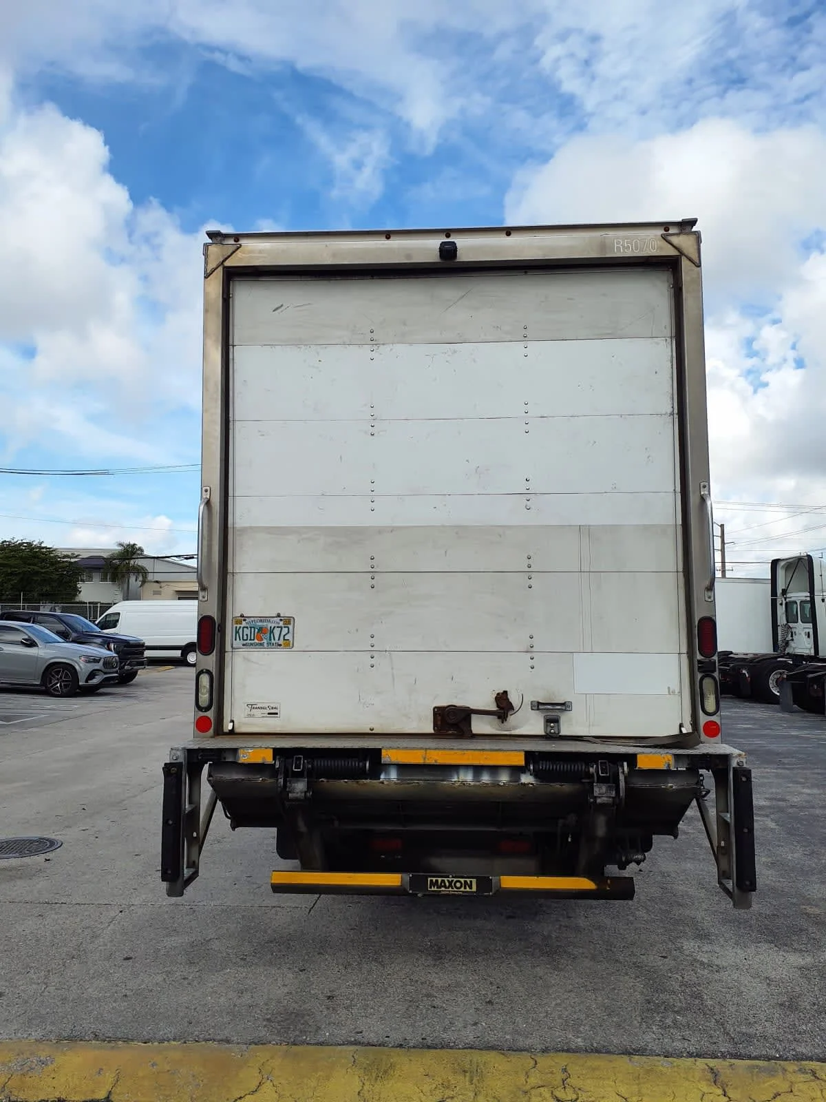 2019 International 4300 in Miami, FL — photo 5