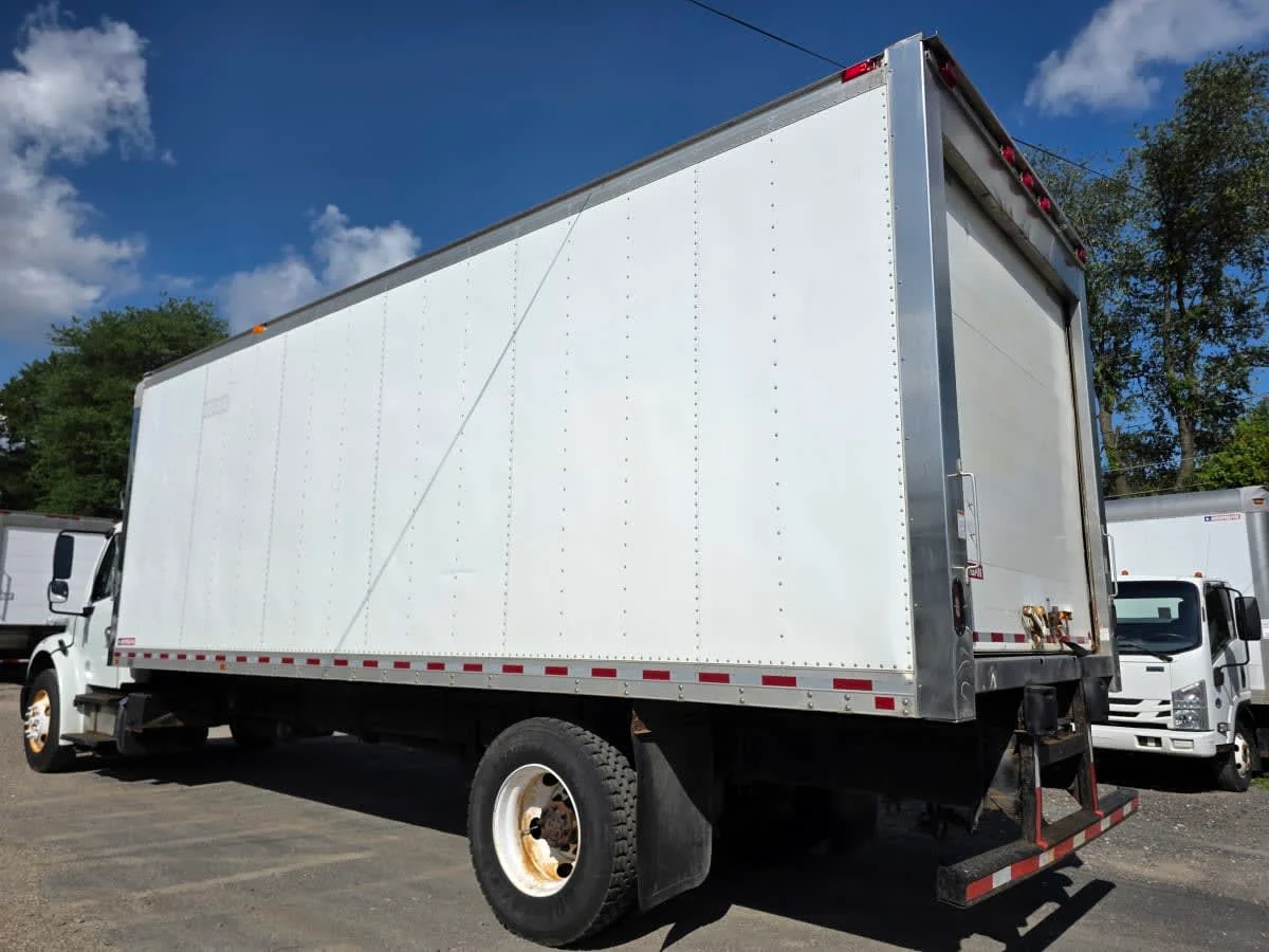 2019 Freightliner M2 106 in Bensalem, PA — photo 6