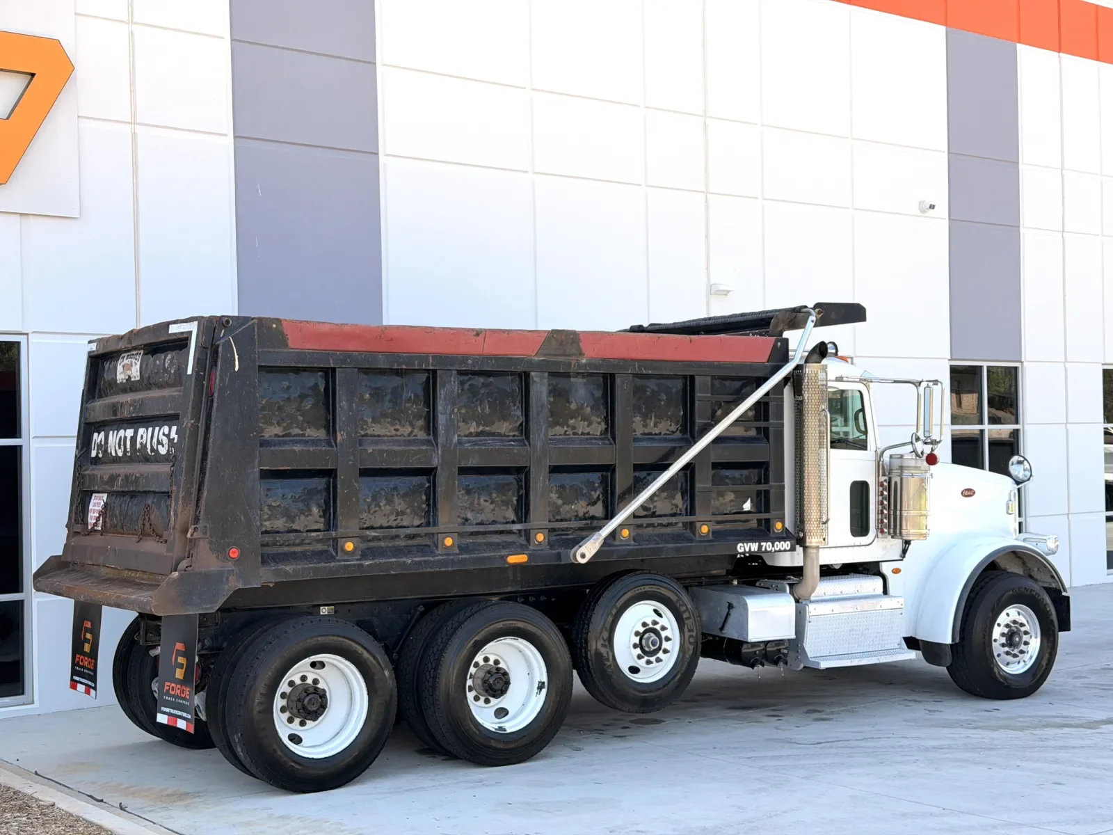 2016 Peterbilt 367 in Greer, SC — photo 6