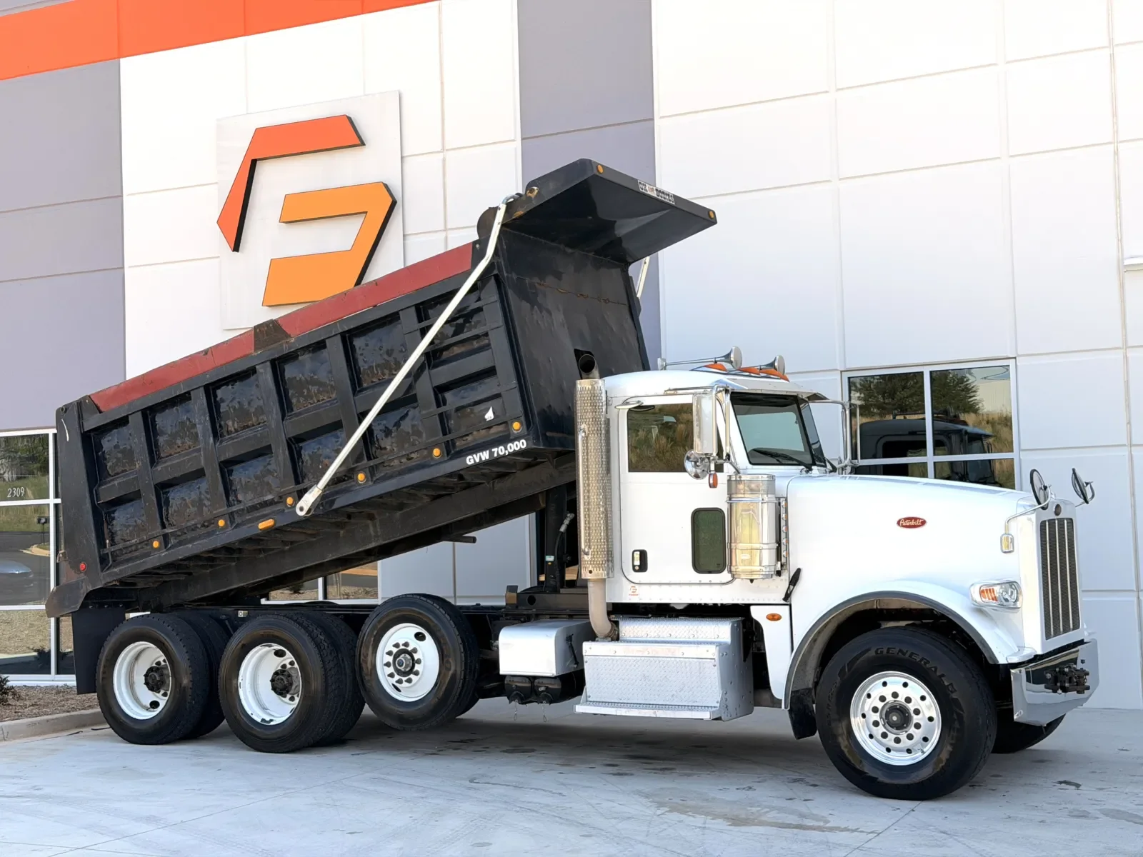 2016 Peterbilt 367 in Greer, SC