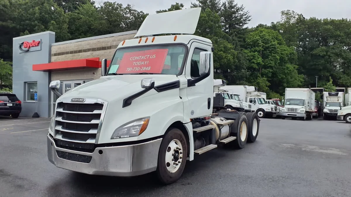 2020 Freightliner Cascadia in Norwood, MA