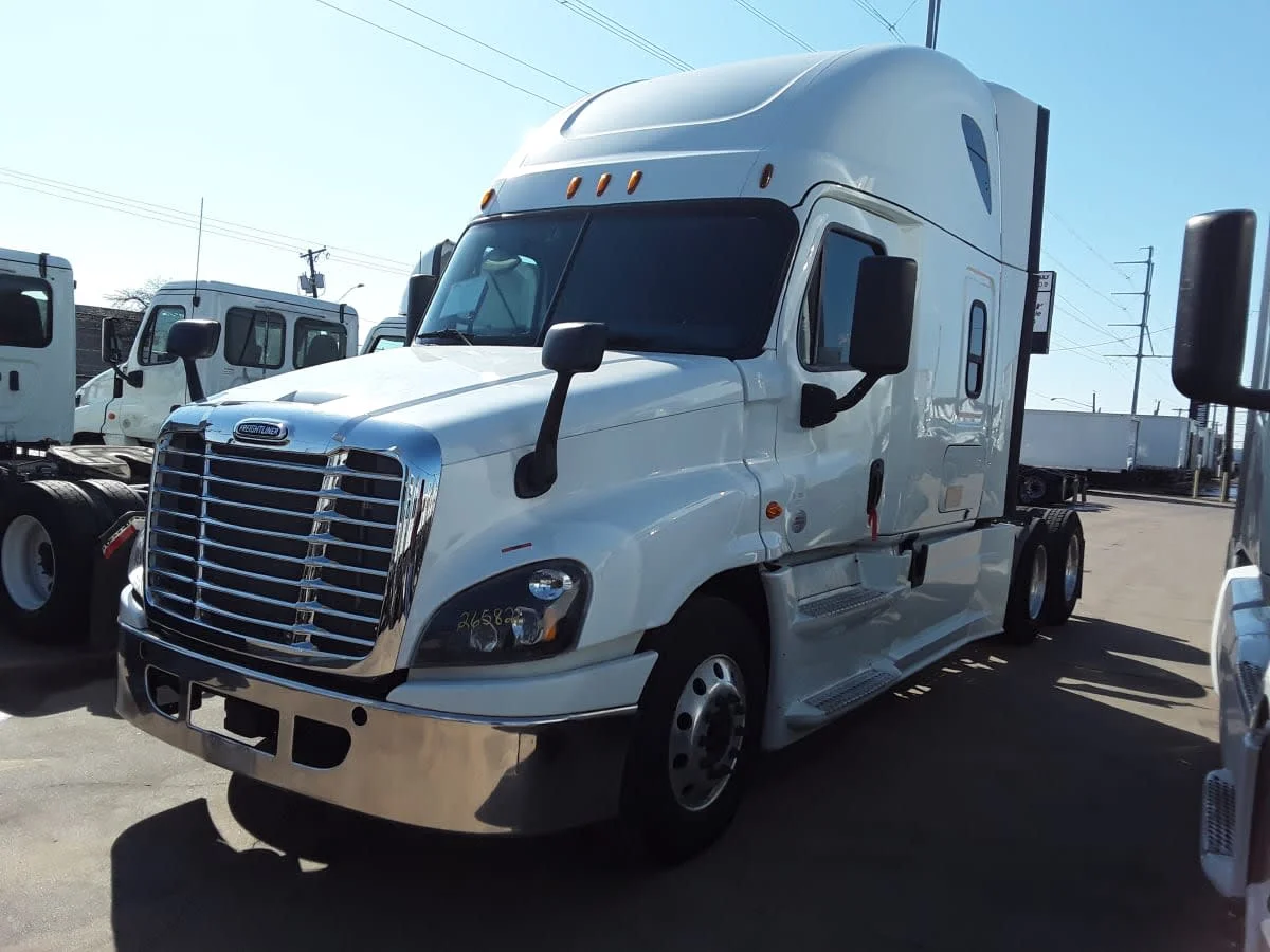 2020 Freightliner Cascadia in Dallas, TX