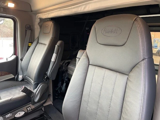 2025 Peterbilt 589 - image 5