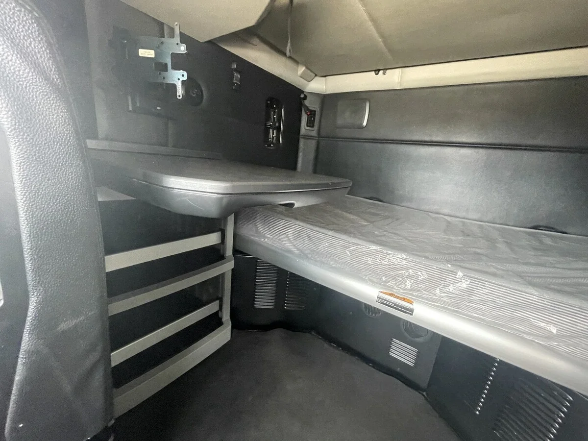 2023 Kenworth T680 — photo 30