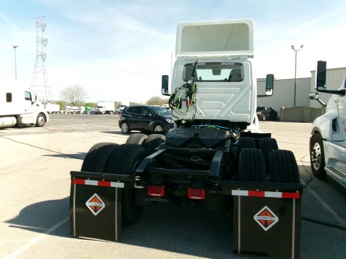 2026 International LT - image 5