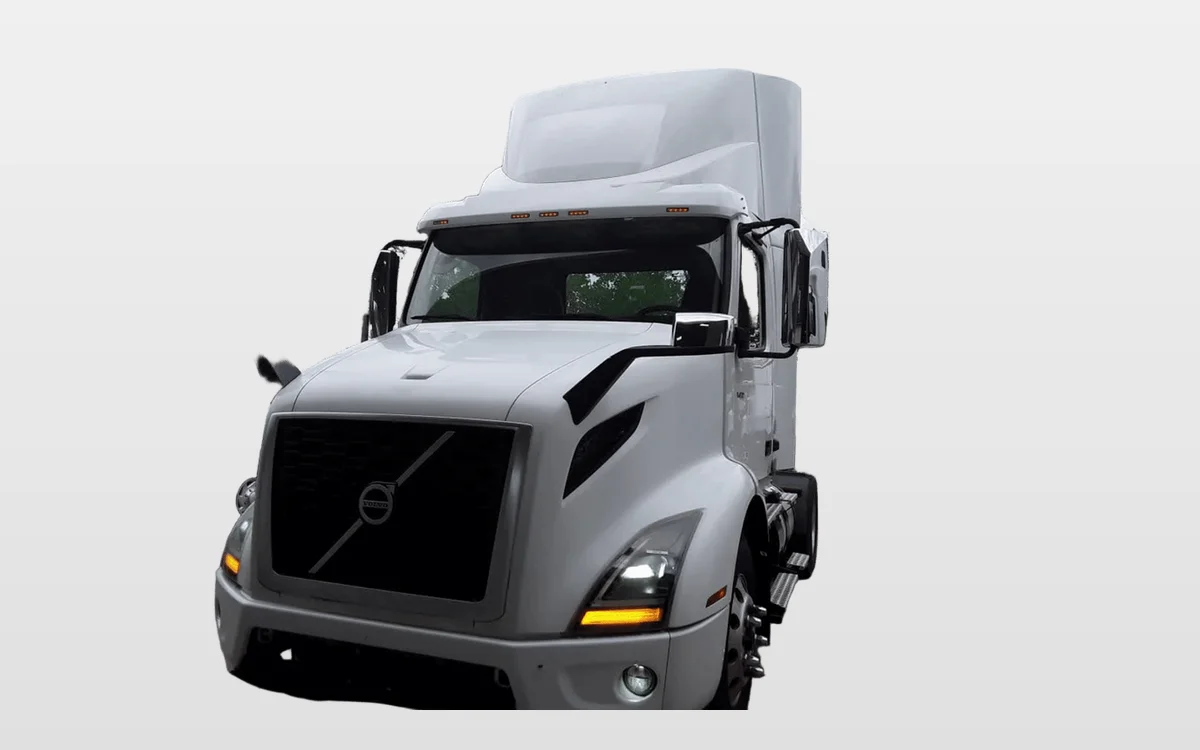 2019 Volvo - image 1