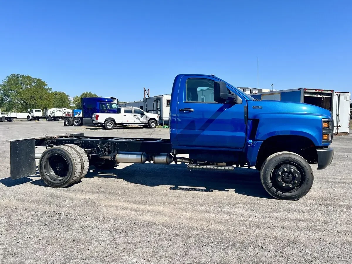 2024 International CV - image 4