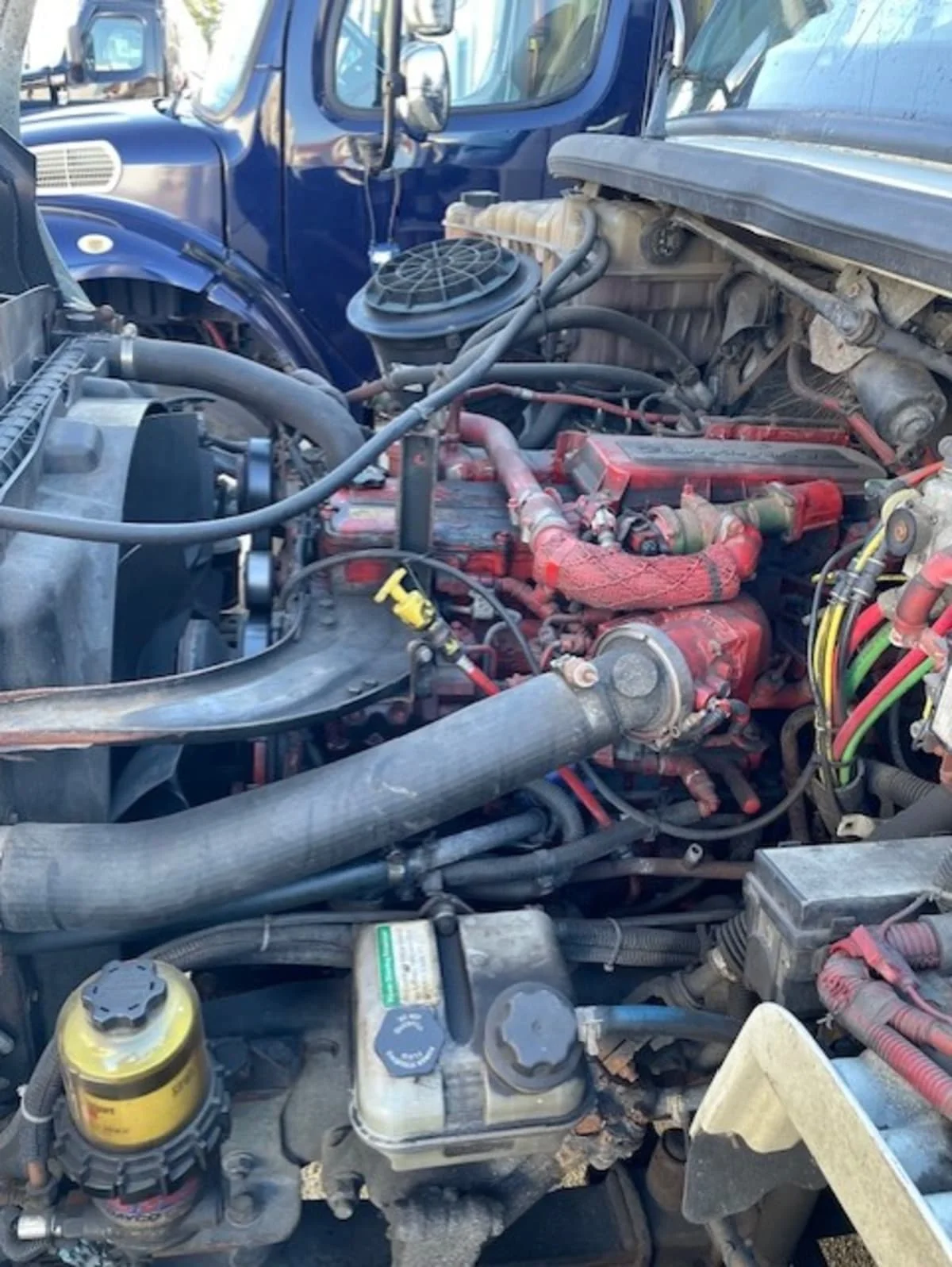 2016 Freightliner M2 106 - image 9