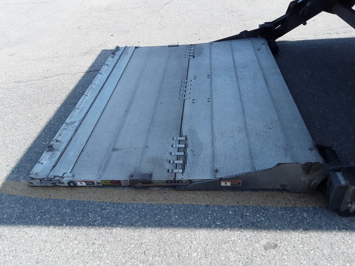 2020 International MV - image 12