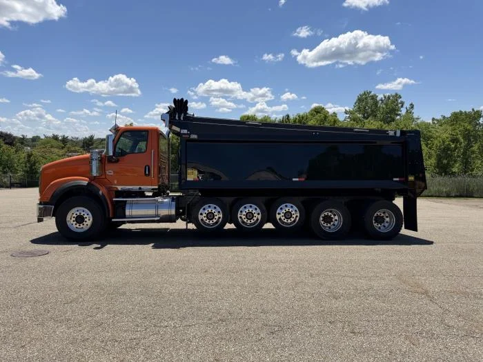 2026 International HX in Akron, OH — photo 4