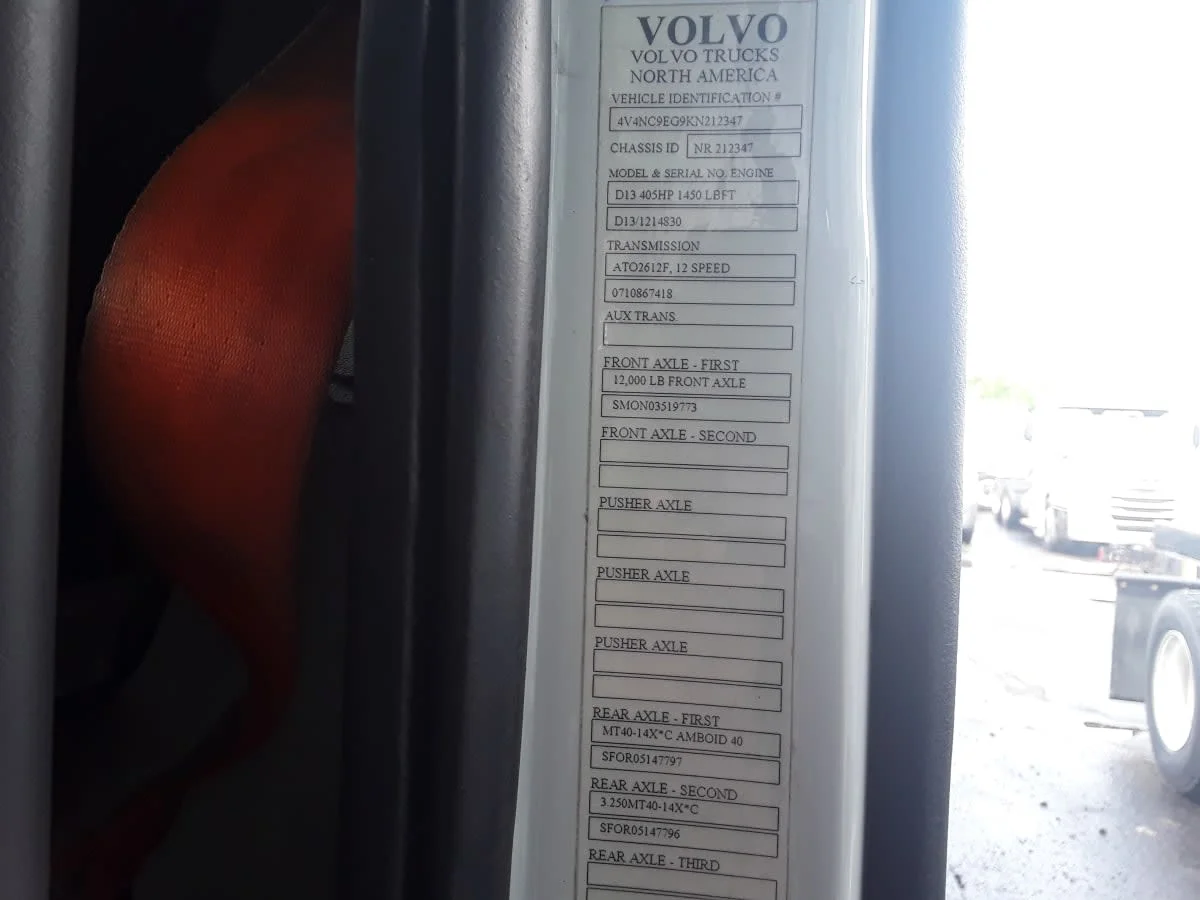 2019 Volvo in Hilliard, OH — photo 12