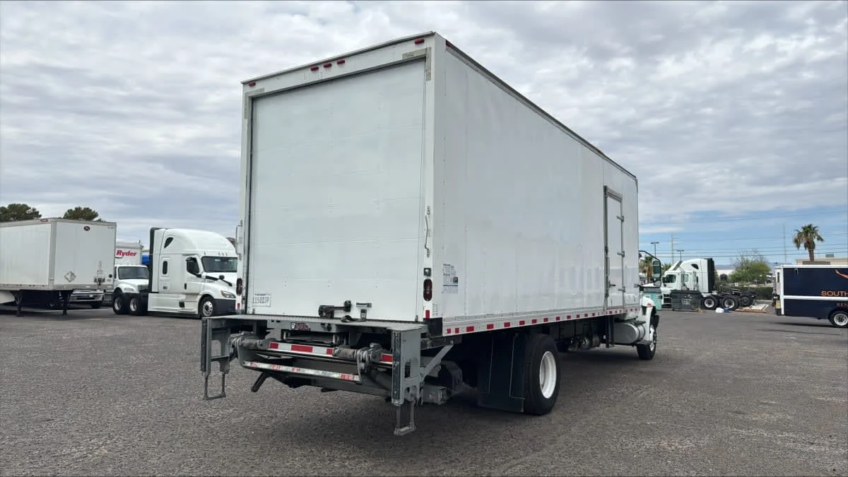 2019 International MV in North Las Vegas, NV — photo 4