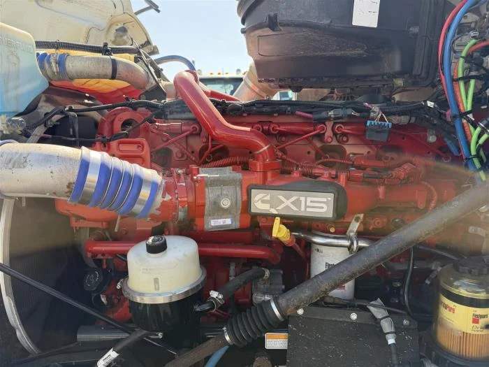2021 Peterbilt 567 — photo 15