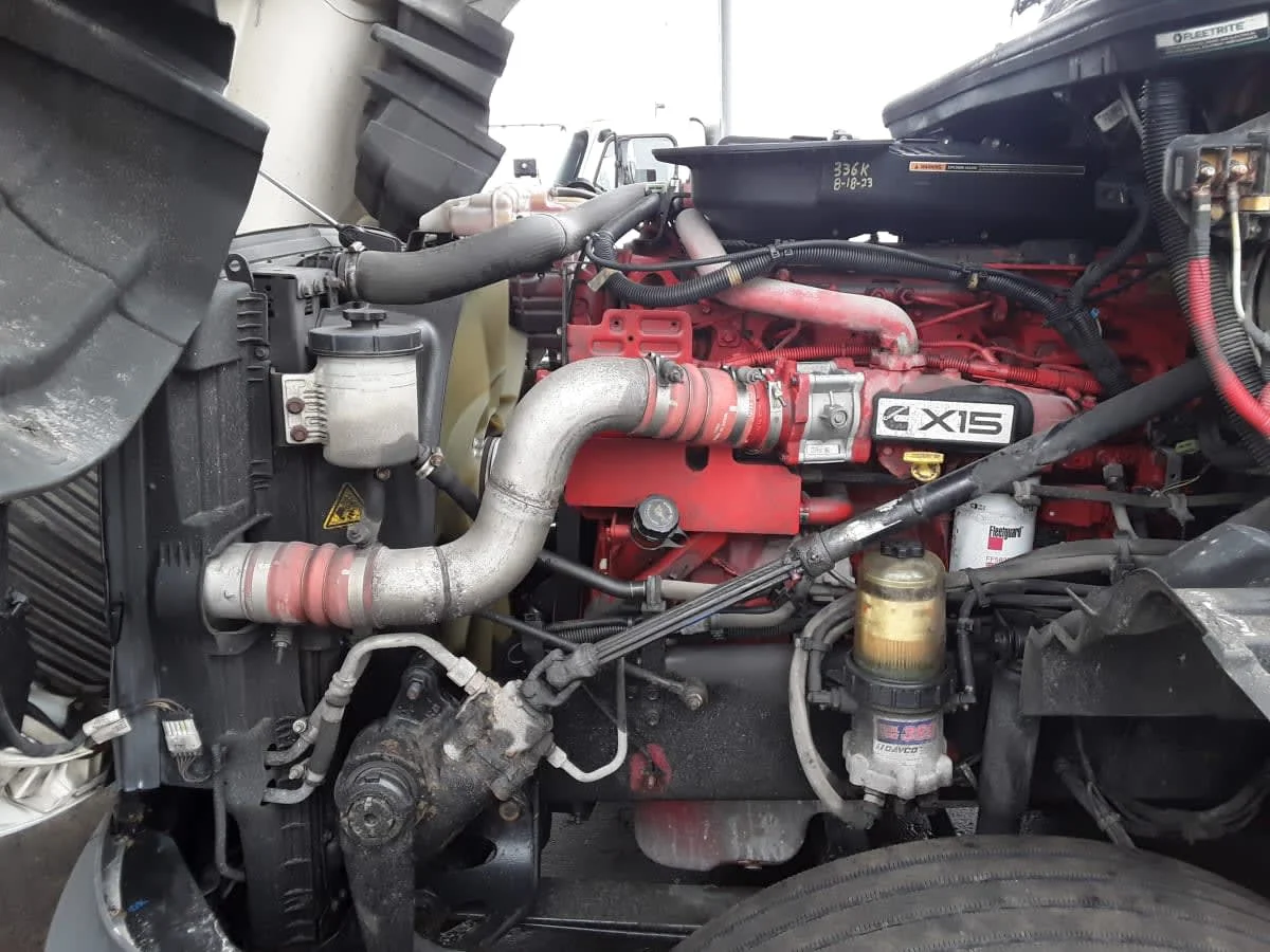 2022 International LT in Hilliard, OH — photo 14
