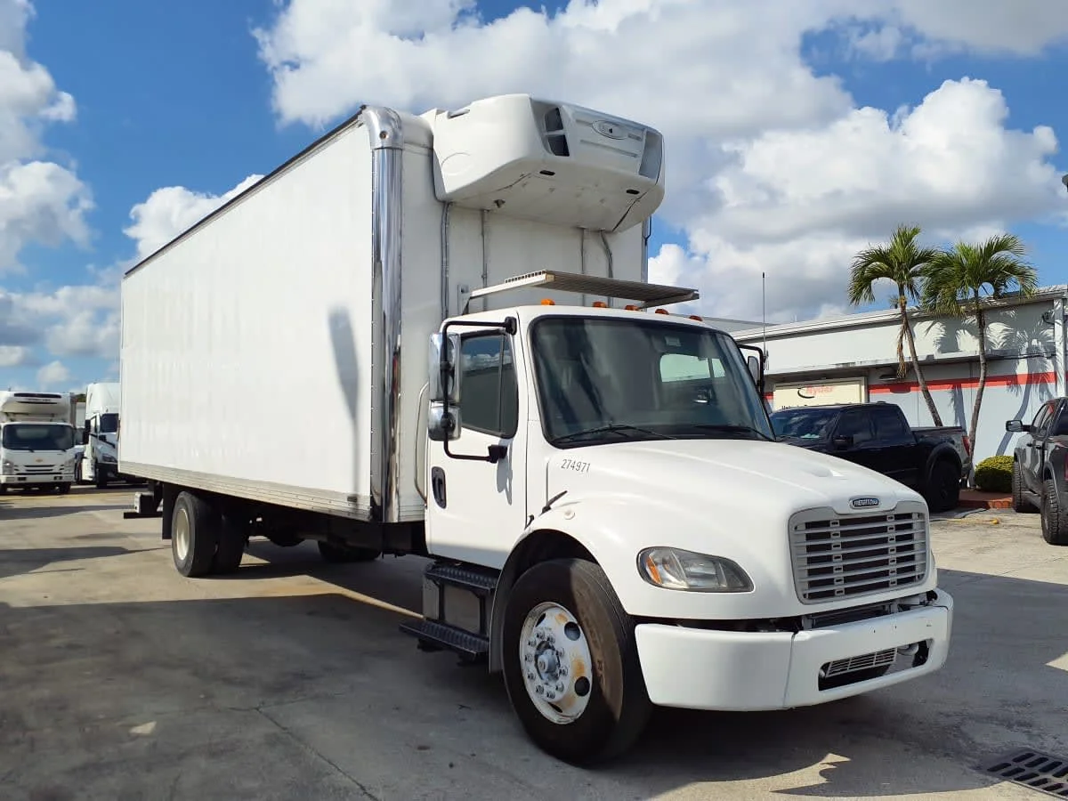 2020 Freightliner M2 106 in Miami, FL — photo 3
