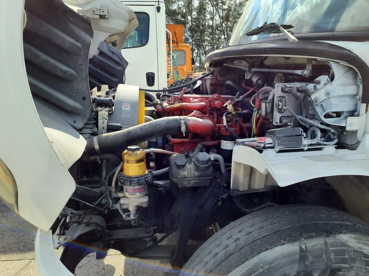 2020 Freightliner M2 106 - image 10