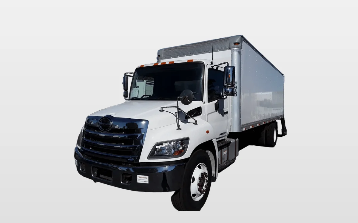 2016 Hino 338 - image 1