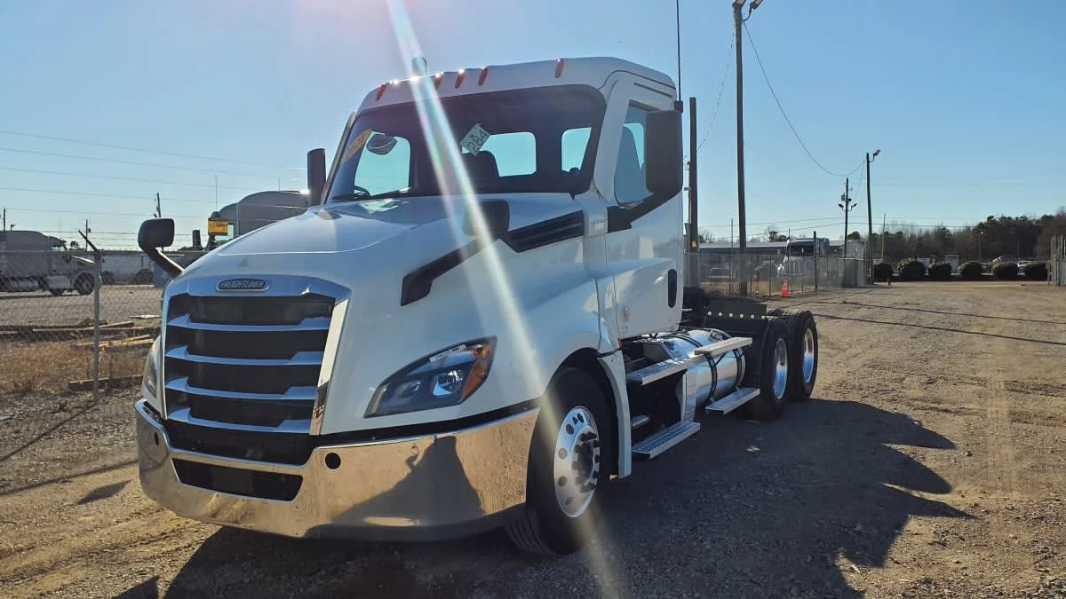 2021 Freightliner Cascadia in Birmingham, AL