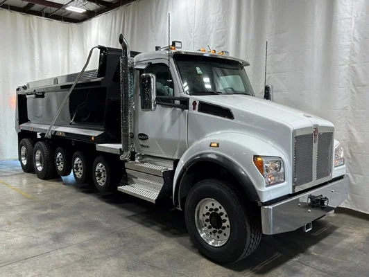 2027 Kenworth T880 in Denver, CO