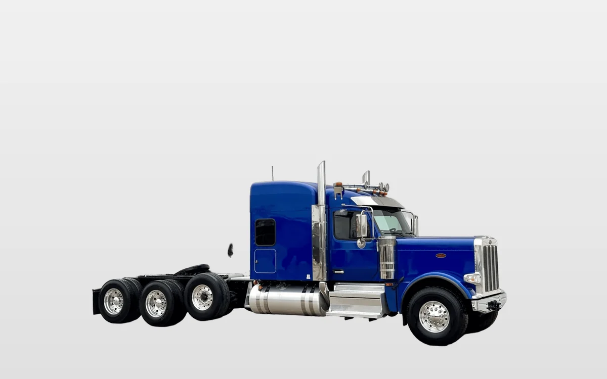 2025 Peterbilt - image 1