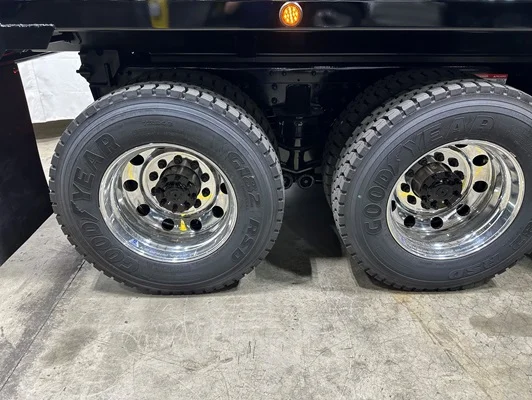 2027 Kenworth T880 in Gainesville, GA — photo 3
