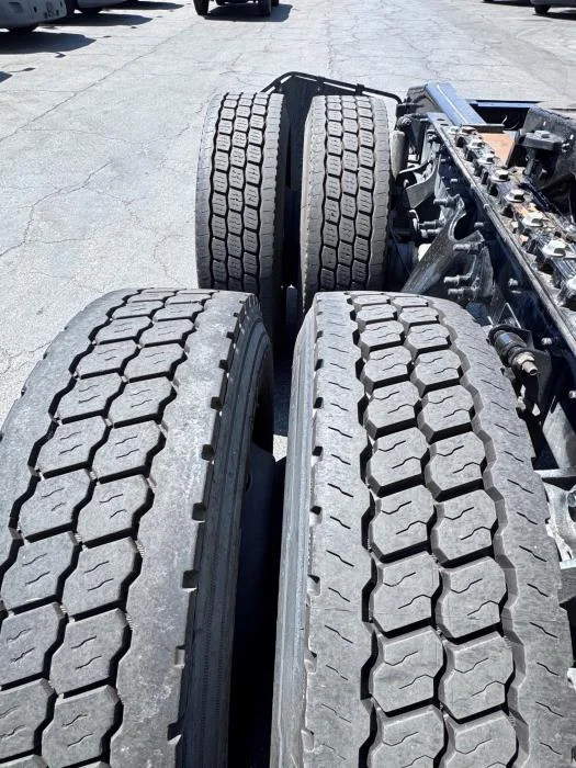 2023 International LT — photo 16