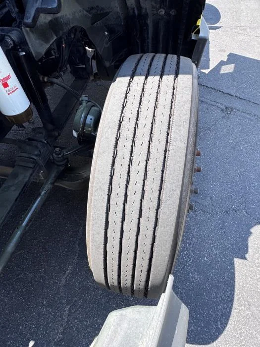 2023 International LT — photo 13