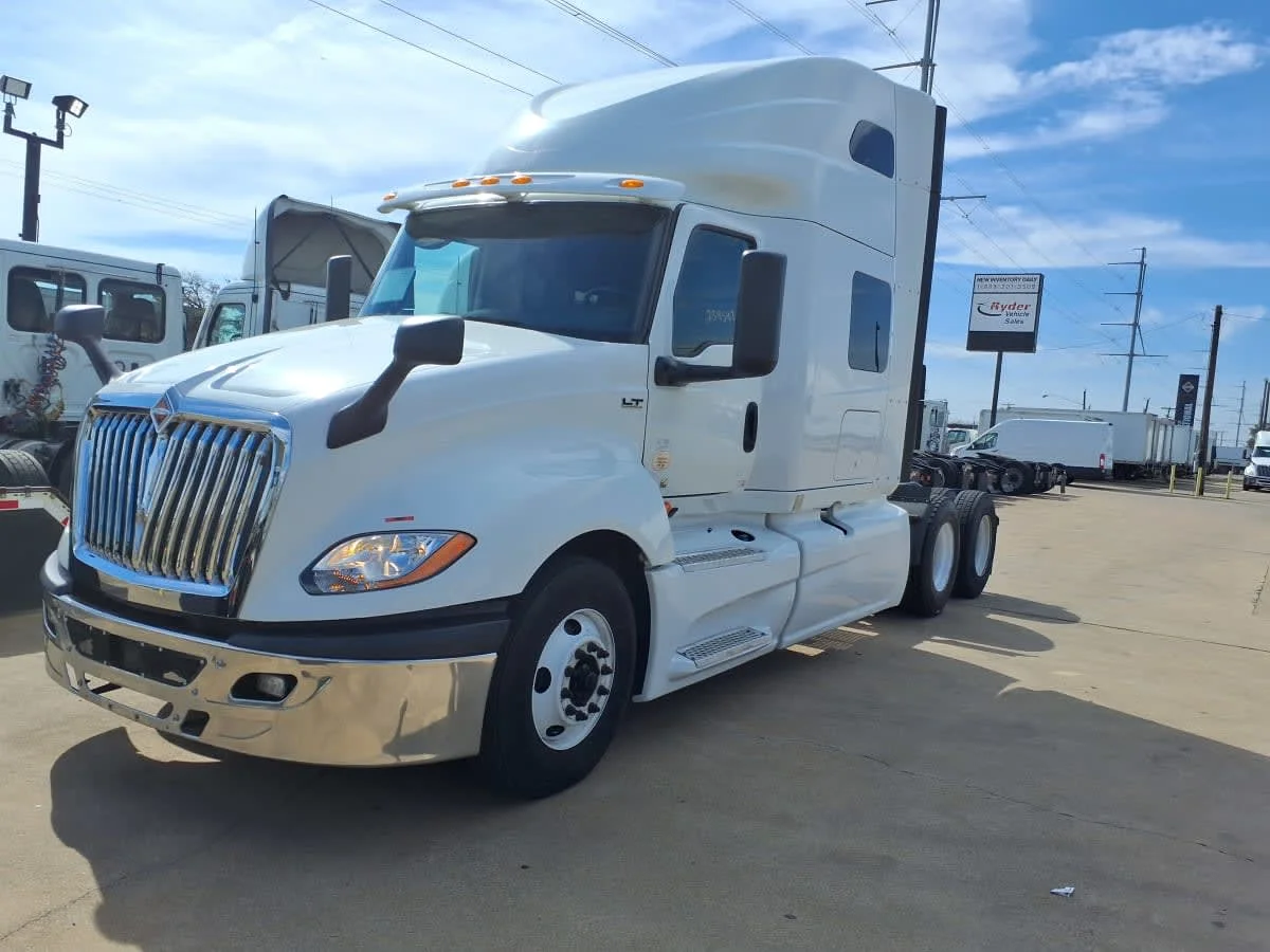 2020 International LT in Dallas, TX