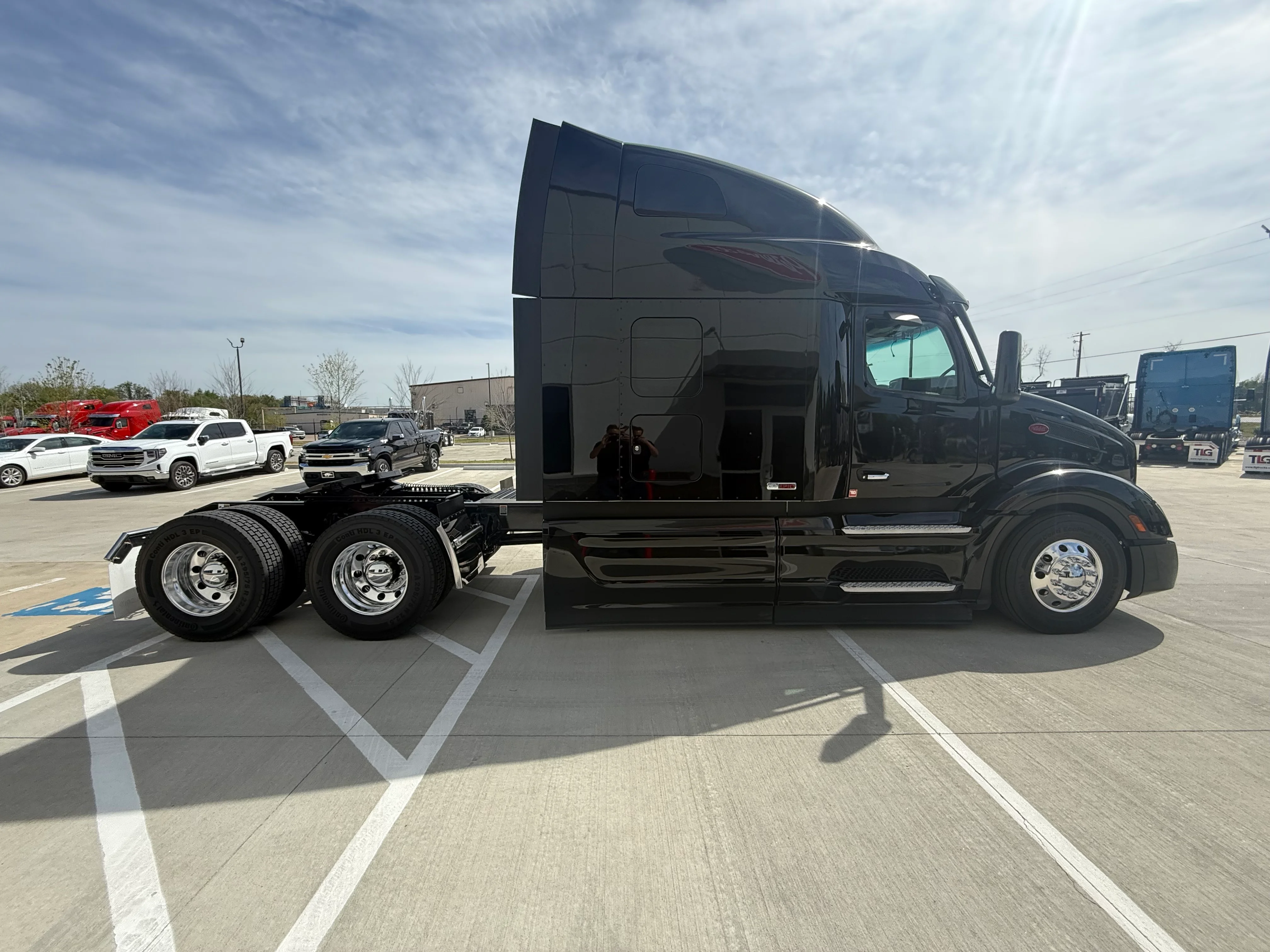2027 Peterbilt 579 in Lowell, AR — photo 6
