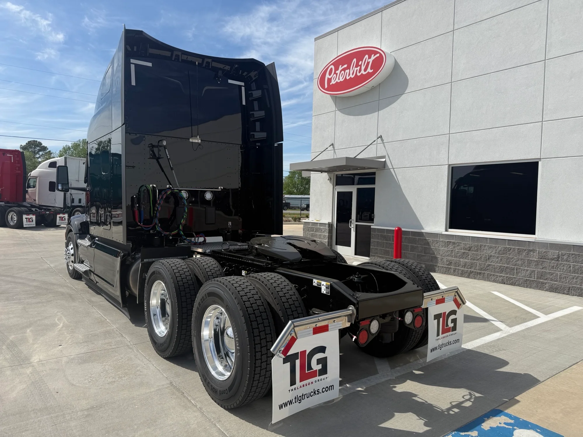 2027 Peterbilt 579 in Lowell, AR — photo 3