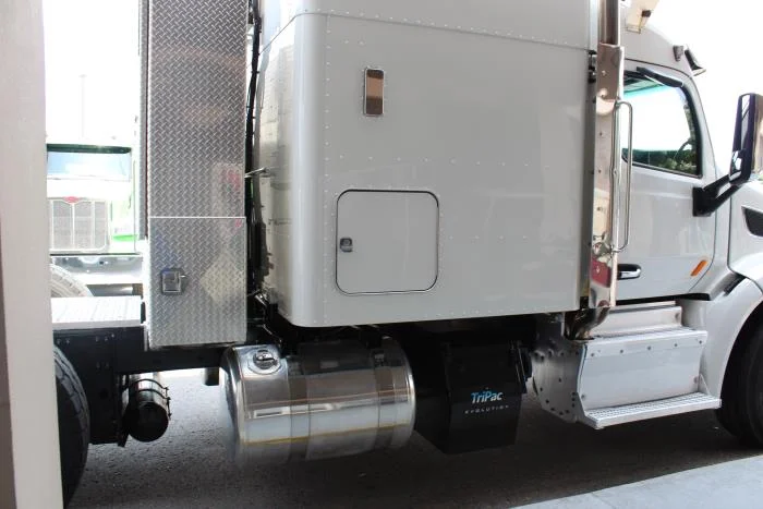 2017 Peterbilt 579 — photo 9