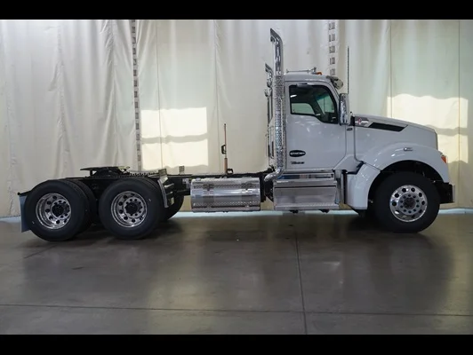 2027 Kenworth T880 in Mableton, GA — photo 6