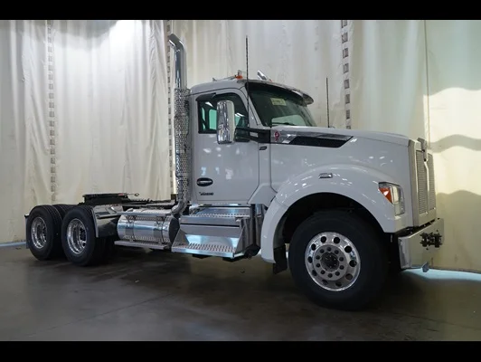 2027 Kenworth T880 in Mableton, GA