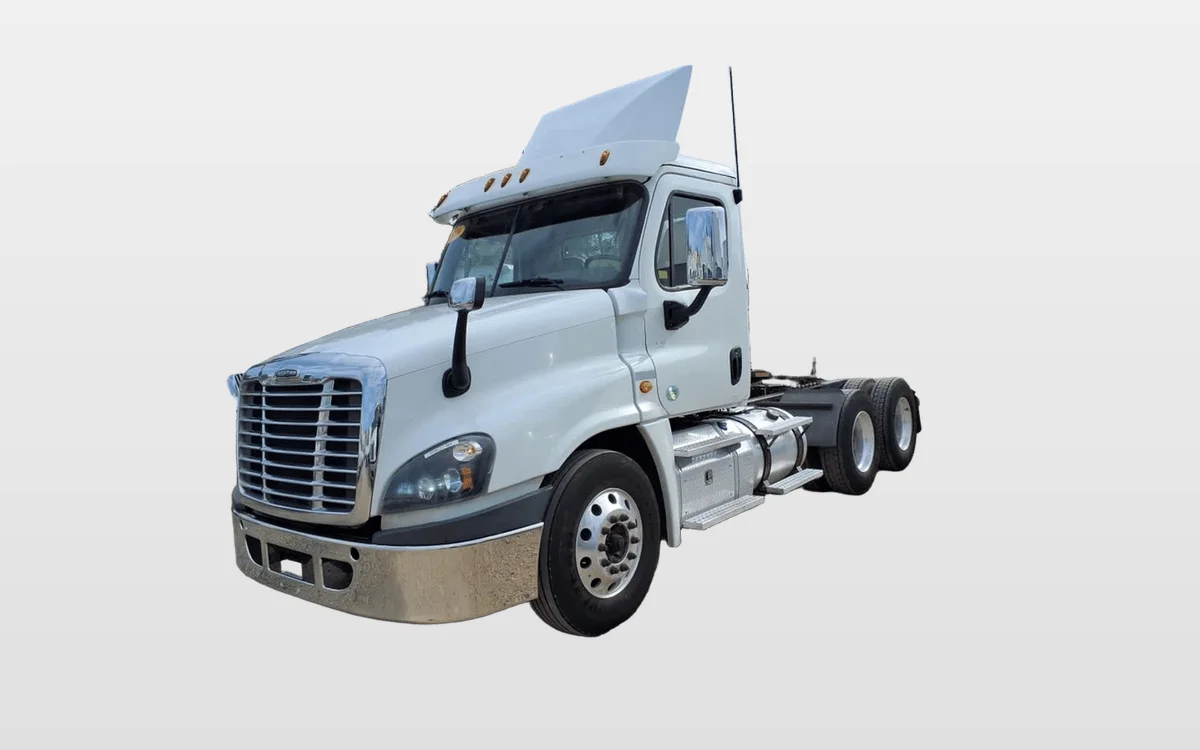 2019 Freightliner - image 1