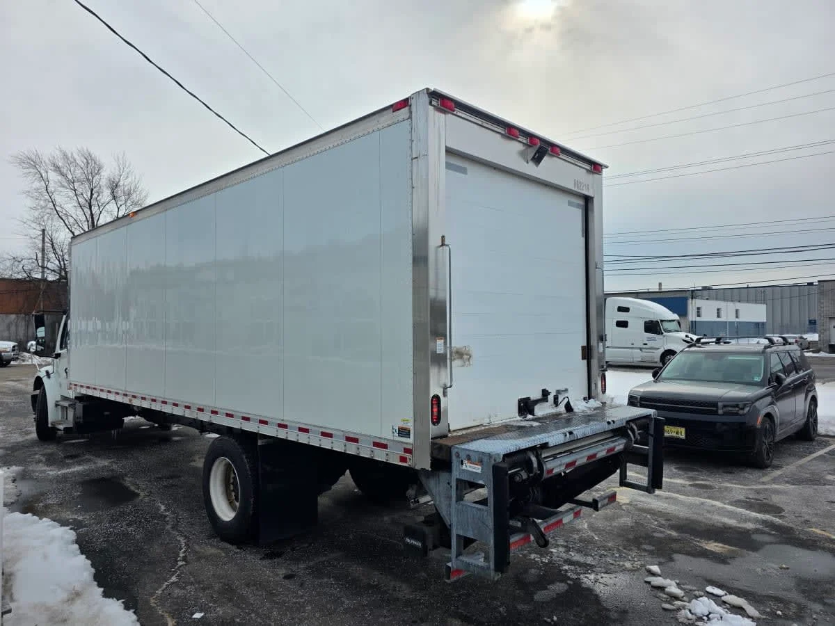 2019 Freightliner M2 106 in Bensalem, PA — photo 6
