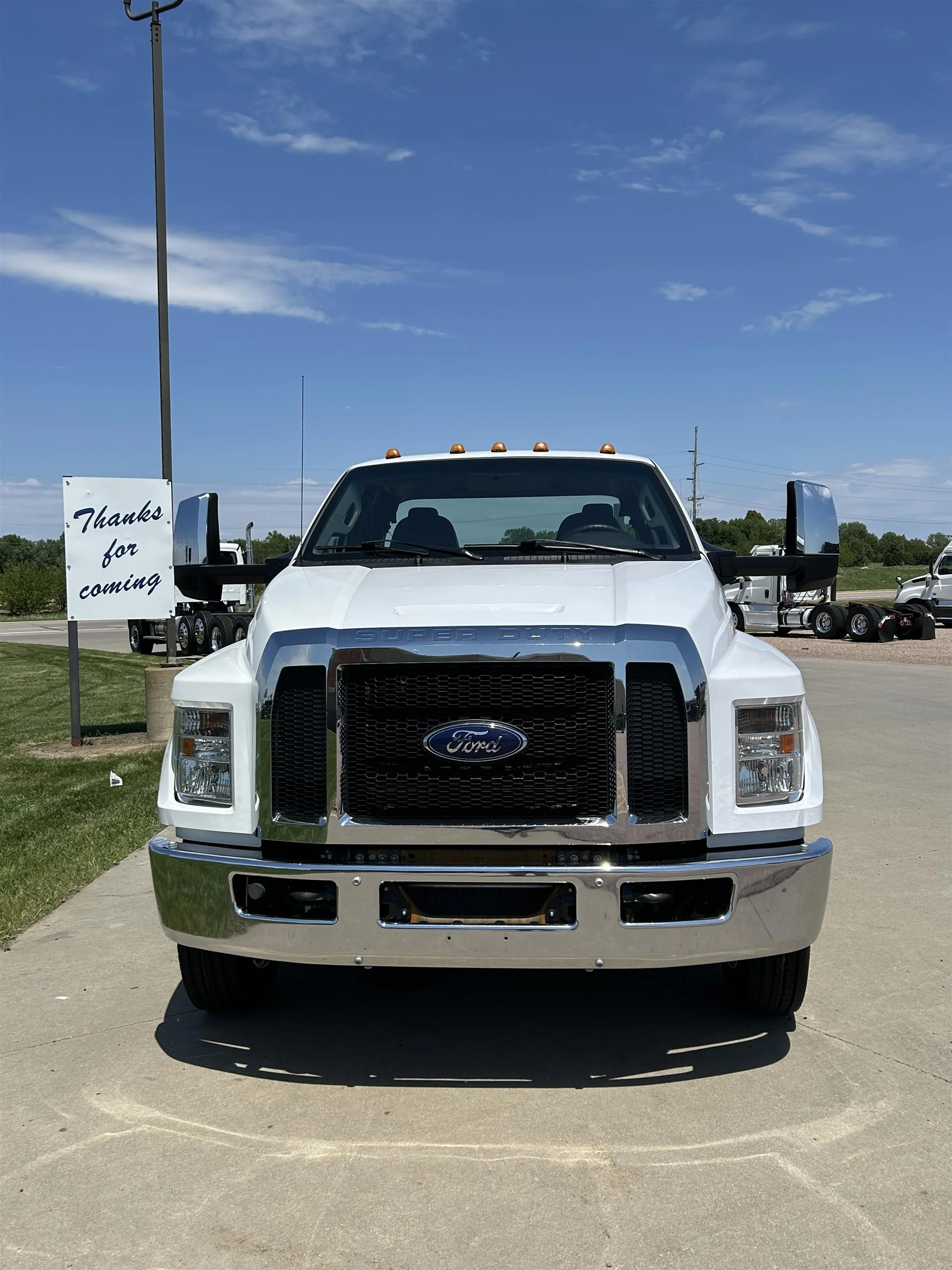 2017 Ford F-750 in Sioux Falls, SD — photo 2