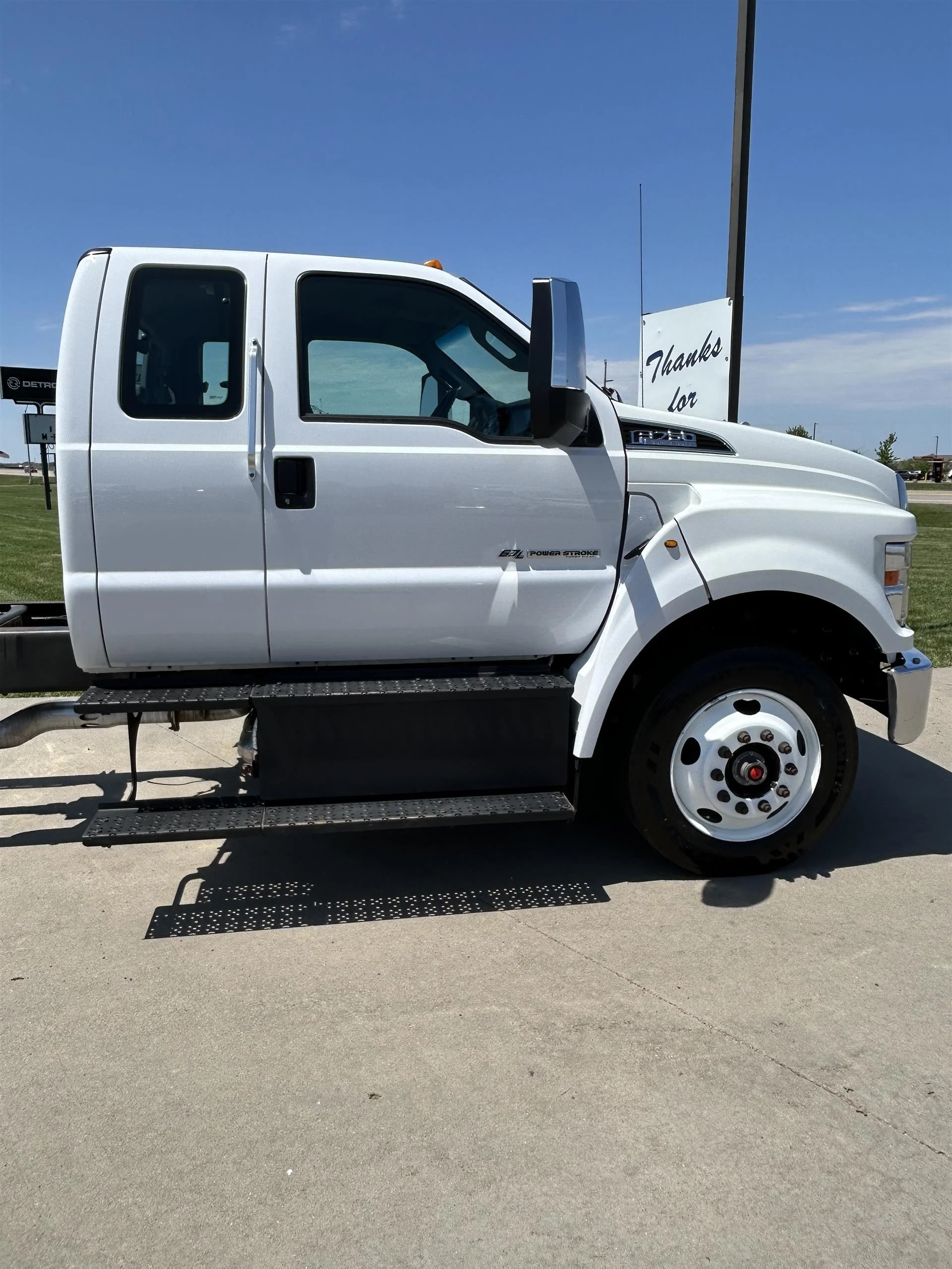 2017 Ford F-750 in Sioux Falls, SD — photo 4