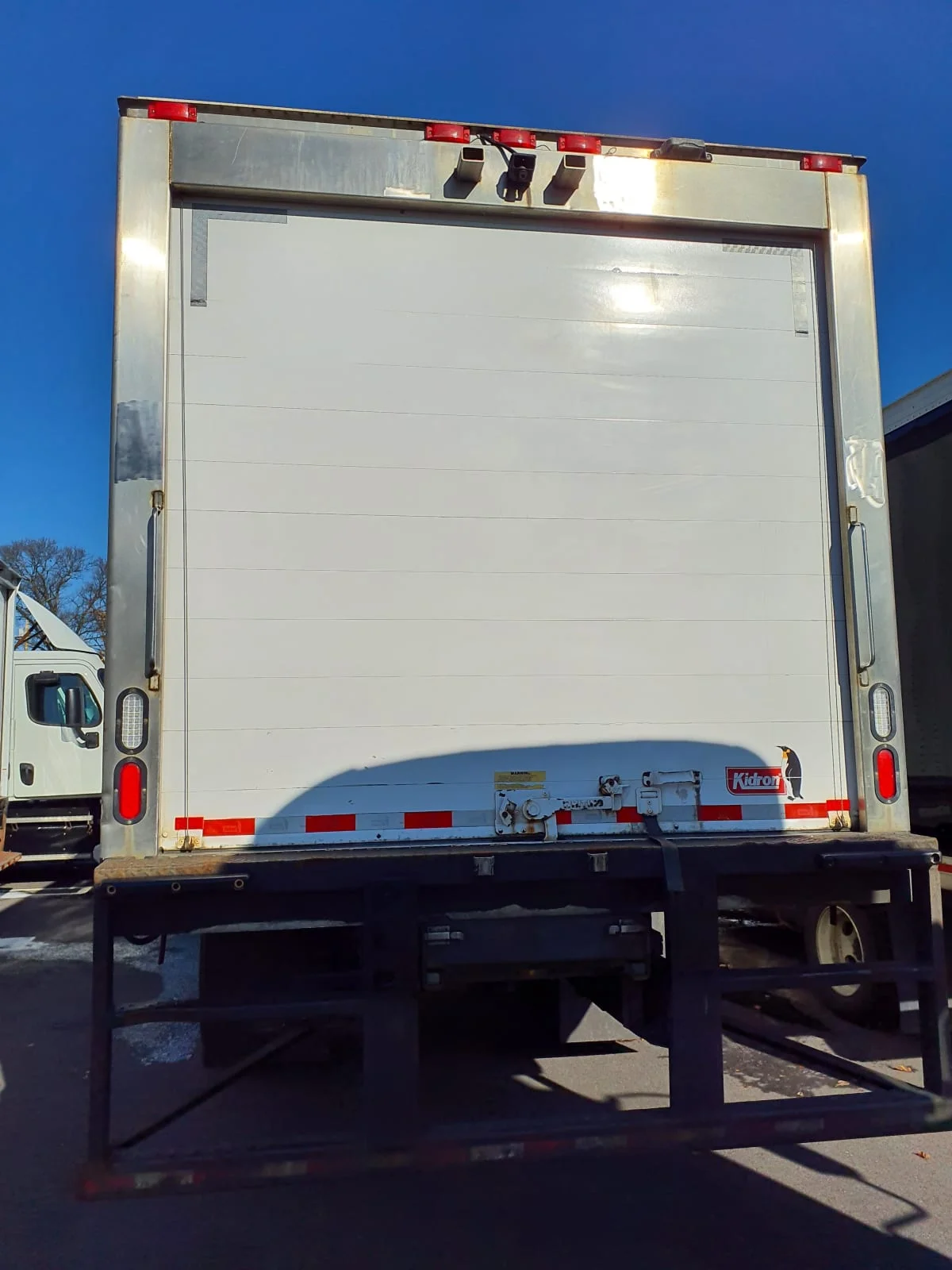 2020 International MV - image 5