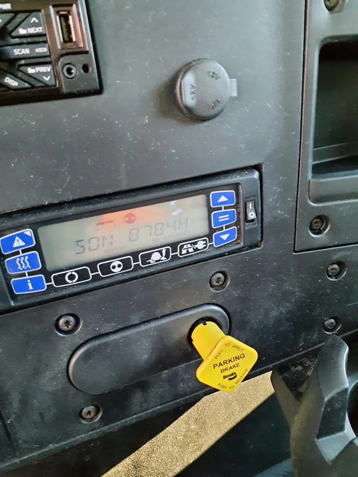 2020 International MV - image 12