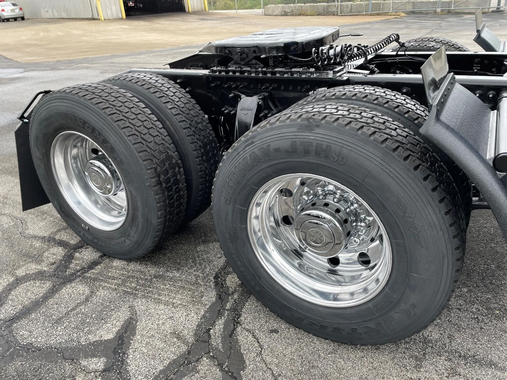 2021 Freightliner Cascadia in Louisville, KY — photo 5