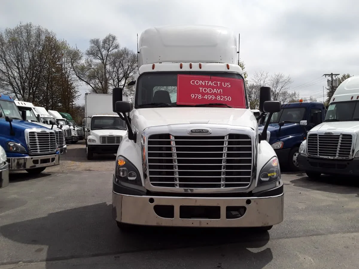 2018 Freightliner Cascadia in Salisbury, MA