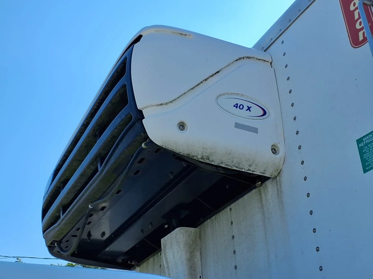 2017 Isuzu NRR - image 11